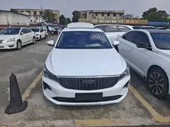 2022 Geely Emgrand 4th Gen 1.5L CVT Flagship, белый — фото 2