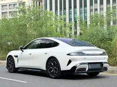 2024 Xiaomi SU7 RWD Long Range Smart Driving, белый — фото 11