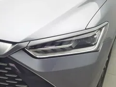 2023 BYD Qin PLUS Champion DM-i PHEV 55KM Leading — фото 7