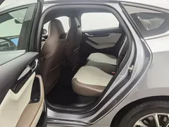 2023 BYD Qin PLUS Champion DM-i PHEV 55KM Leading — фото 15