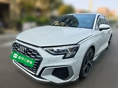 2023 Audi A3 Sportback 35 TFSI Fashion Sport, белый — фото 1
