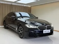 2022 BMW 5 Series 530Li Premium M Sport Package, чёрный — фото 10