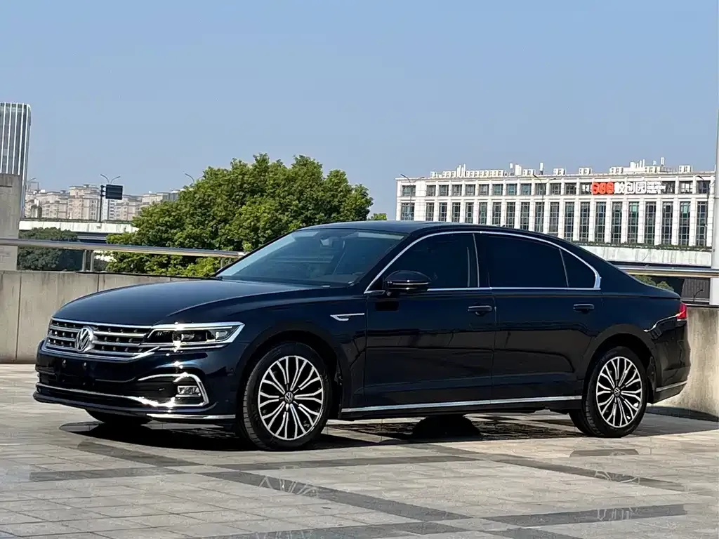 2021 Volkswagen Phideon 380TSI Luxury