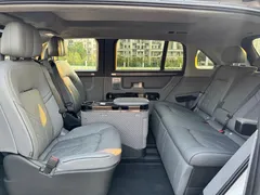 2025 Zeekr Mix Smart Driving, белый — фото 9