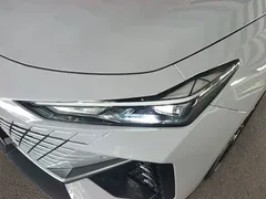 2022 Changan UNI-V 1.5T Premium — фото 24
