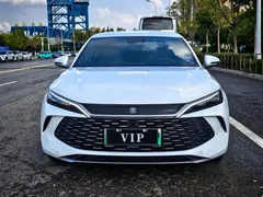 2024 BYD Qin L PHEV 80km Leading — фото 3