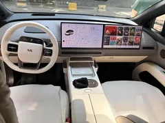 2025 Li Auto i6 4WD Standard, чёрный — фото 3