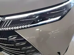 2023 BYD Frigate 07 DM-i PHEV 100KM Flagship — фото 24