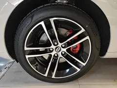 2025 Aito M5 EREV Ultra 4WD, белый — фото 23