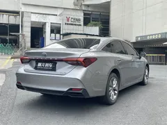 2019 Toyota Avalon Hybrid 2.5L Luxury — фото 9