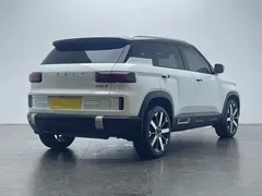 2023 Geely ICON 1.5TD, белый — фото 3