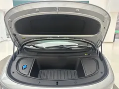 2025 Li Auto i6 4WD Standard — фото 5