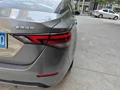 2021 Nissan Sylphy 1.6L XL CVT — фото 8