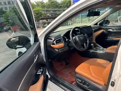 2022 Toyota Camry 2.0GVP Leading, белый — фото 7