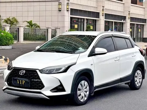 2021 Toyota Yaris L Zhixuan X 1.5L CVT Leading