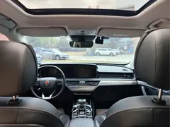2022 Hongqi HS5 2.0T 4WD — фото 6