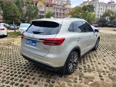 2022 Hongqi HS5 2.0T 4WD — фото 15