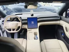 2024 Nio ES6 75kWh, белый — фото 10