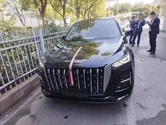 2026 Hongqi HS5 2.0T 4WD Qixiang Pro, чёрный — фото 3
