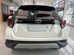 2022 Toyota Yaris L Zhixuan X 1.5L CVT Leading Plus, белый — фото 14