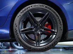 2020 Mercedes-Benz AMG GT 50 4-Door, синий — фото 9