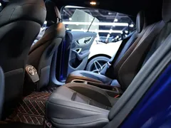 2020 Mercedes-Benz AMG GT 50 4-Door, синий — фото 30