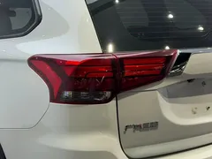 2020 Mitsubishi Outlander 2.0L 2WD 5-seat, белый — фото 11