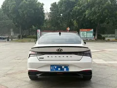 2022 Hyundai Elantra 1.5L CVT 20th Anniversary, белый — фото 8