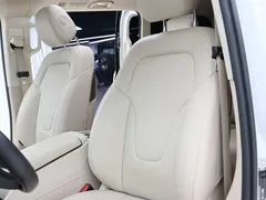 2022 Mercedes-Benz V-Class V 260 L Long Wheelbase Premium, белый — фото 3