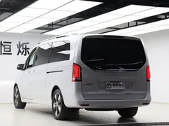 2022 Mercedes-Benz V-Class V 260 L Long Wheelbase Premium, белый — фото 24