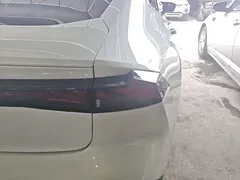 2022 Changan UNI-V 1.5T, белый — фото 8