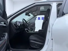 2023 Kia Seltos 1.5L CVT Luxury, белый — фото 5
