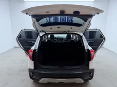 2023 Kia Seltos 1.5L CVT Luxury, белый — фото 21
