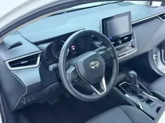 2021 Toyota Corolla 1.2T S-CVT Luxury, белый — фото 5