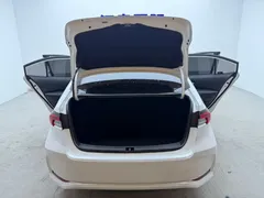 2021 Toyota Corolla 1.2T S-CVT Luxury, белый — фото 21