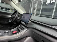 2024 BYD Destroyer 05 DM-i PHEV 55km Luxury, белый — фото 32