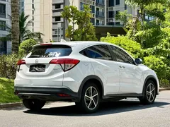 2022 Honda Vezel 1.5L CVT Pioneer, белый — фото 9