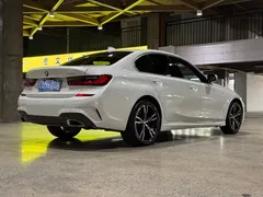 2022 BMW 3 Series 325i M Sport Package, белый — фото 7