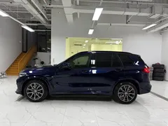 2021 BMW X5 M Sport Package, синий — фото 3