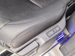 2023 Toyota Sienna 2.5L Hybrid Premium, белый — фото 12