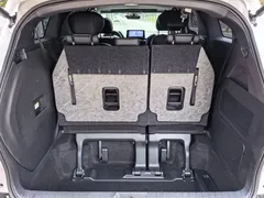 2023 Toyota Sienna 2.5L Hybrid Premium, белый — фото 19