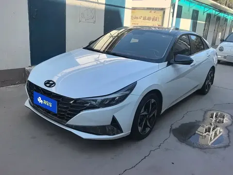 2021 Hyundai Elantra 1.5L CVT LUX Premium