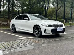 2023 BMW 3 Series 320Li M Sport Package, белый — фото 3