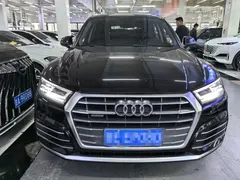 2020 Audi Q5L 40 TFSI Fashion, чёрный — фото 2