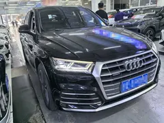 2020 Audi Q5L 40 TFSI Fashion, чёрный — фото 3