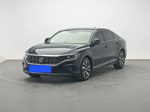 2023 Volkswagen Passat 330TSI Elite