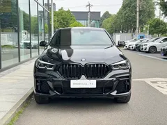2022 BMW X6, чёрный — фото 2
