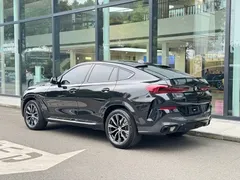 2022 BMW X6, чёрный — фото 5