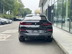 2022 BMW X6, чёрный — фото 6