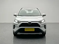 2021 Toyota RAV4 2.0L CVT 2WD Fashion, белый — фото 2